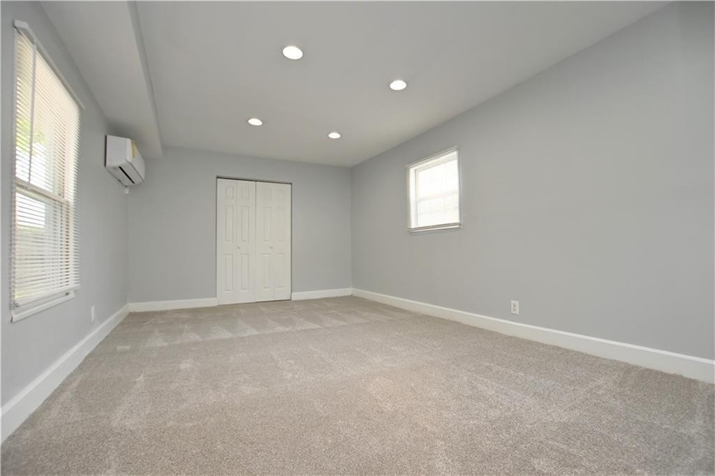 3923 N Kenwood Avenue - Photo 16