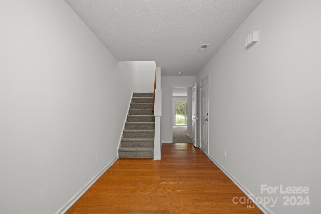 1795 Mission Oaks None - Photo 2