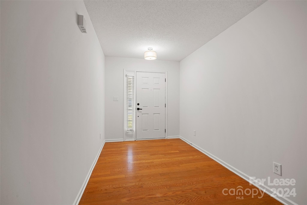 1795 Mission Oaks None - Photo 1