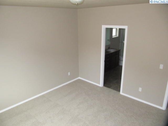 513 Jordan Lane - Photo 9