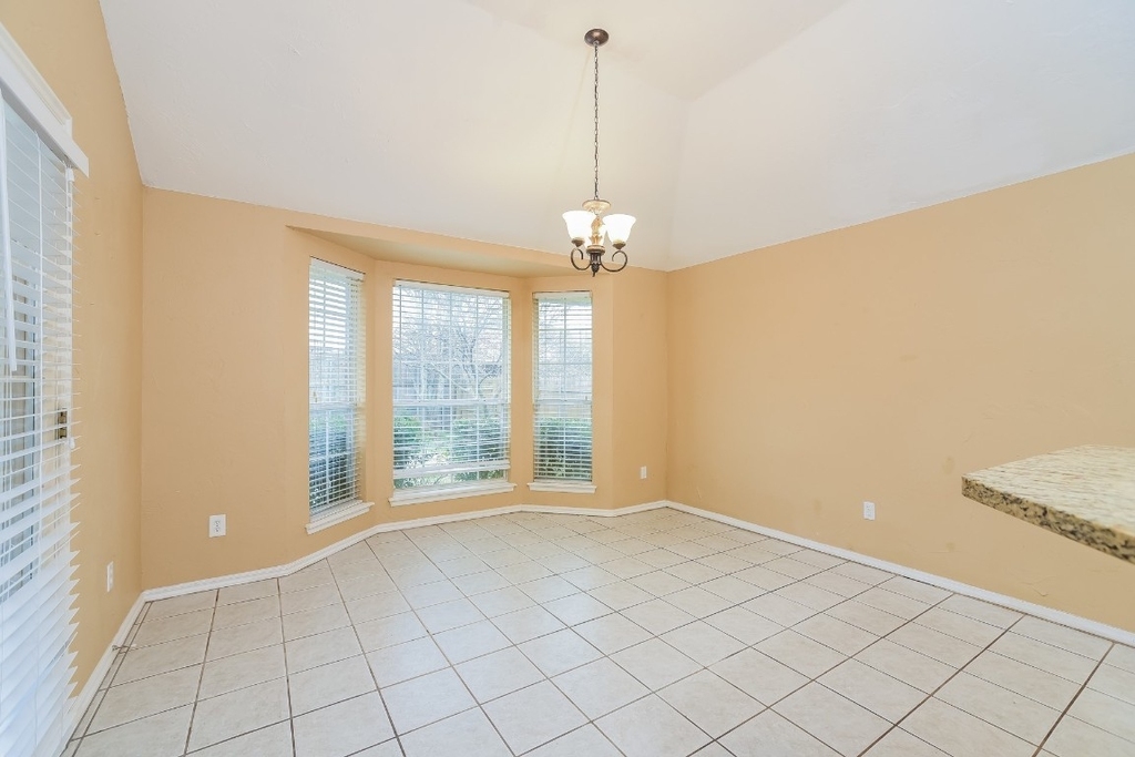 536 Sw 154th Court - Photo 5