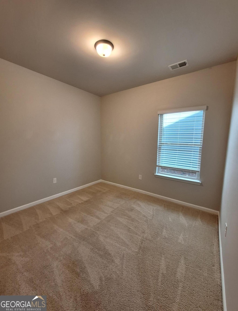 5051 Pioneer Parkway - Photo 11