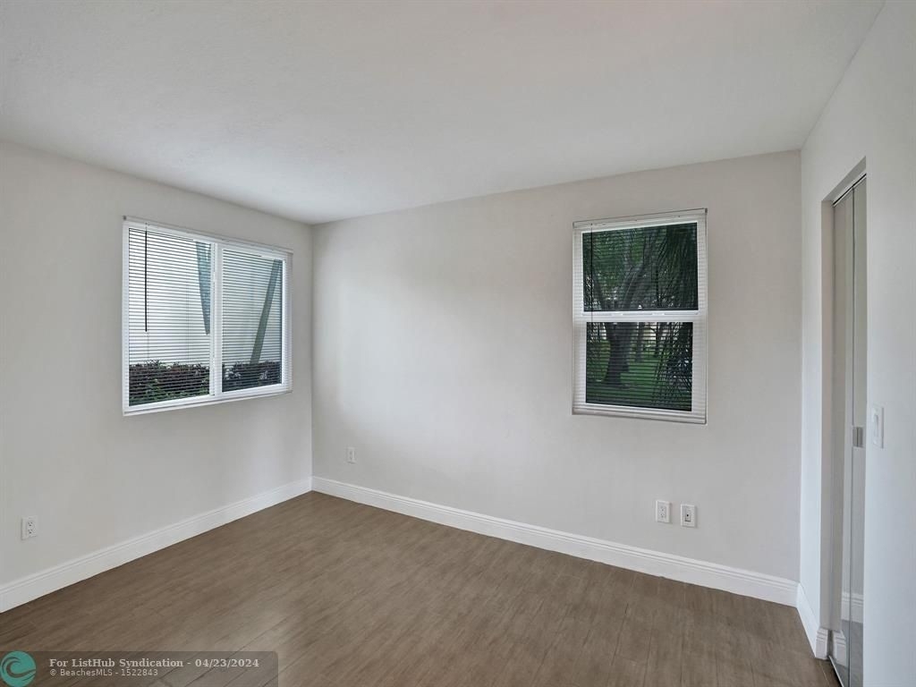 1235 Sw 46th Ave - Photo 25