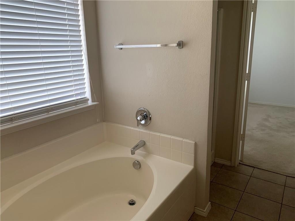 7500 Burton Lane - Photo 4