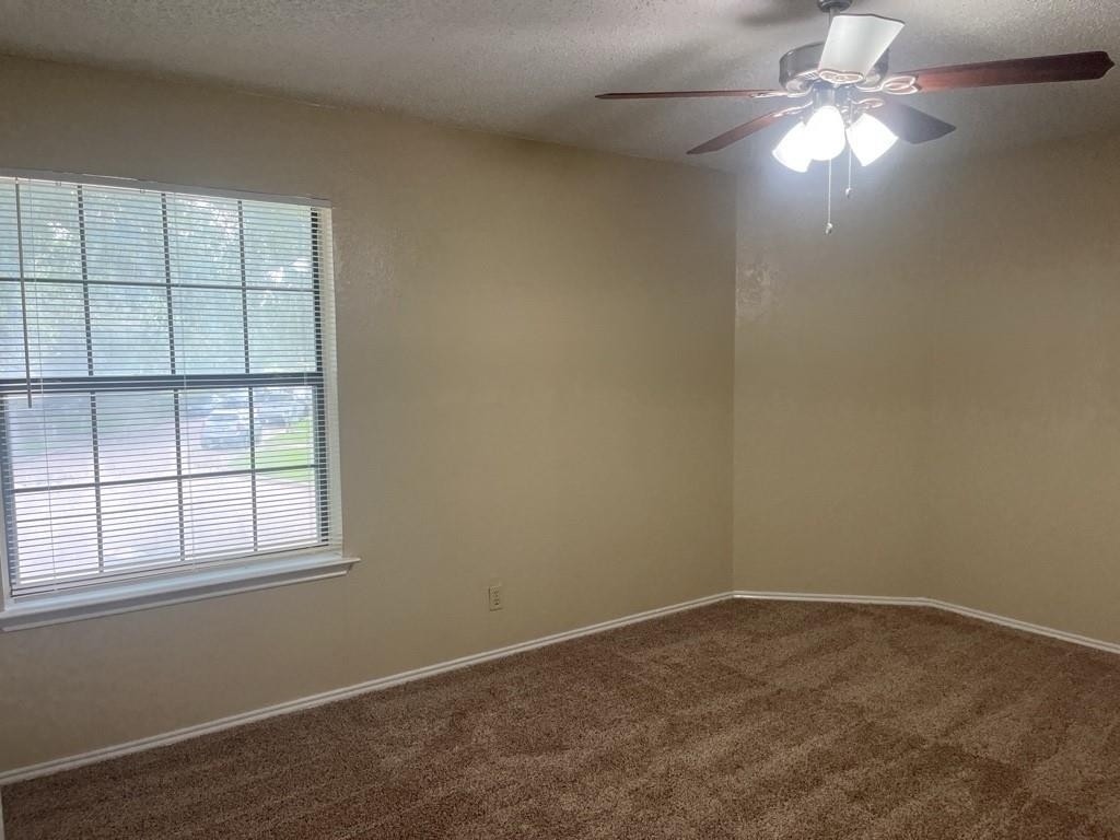 4336 Hulen Circle E - Photo 11