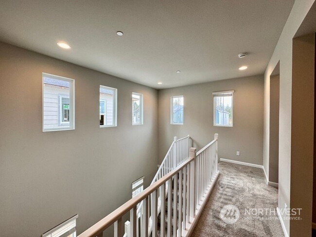 7525 87th Dr Ne - Photo 10