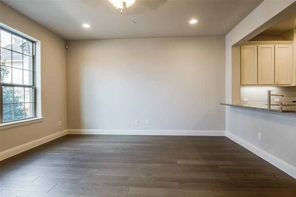 4670 Rhett Lane - Photo 5