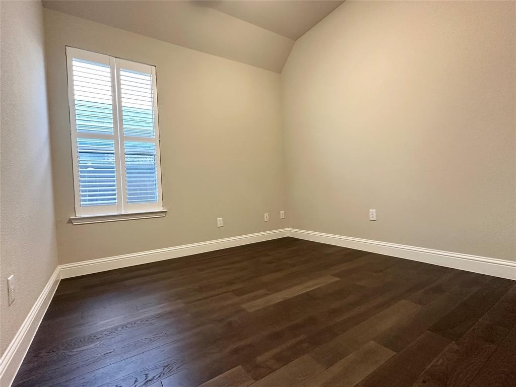 6800 Marina Circle - Photo 10