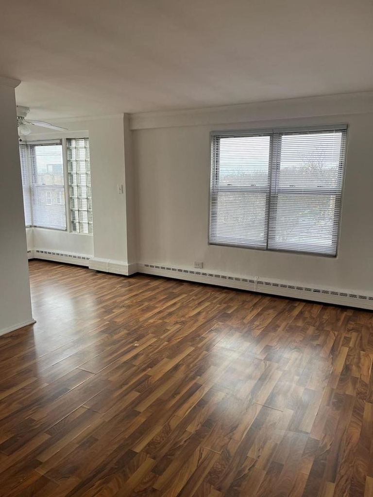 2600 W Berwyn Avenue - Photo 2