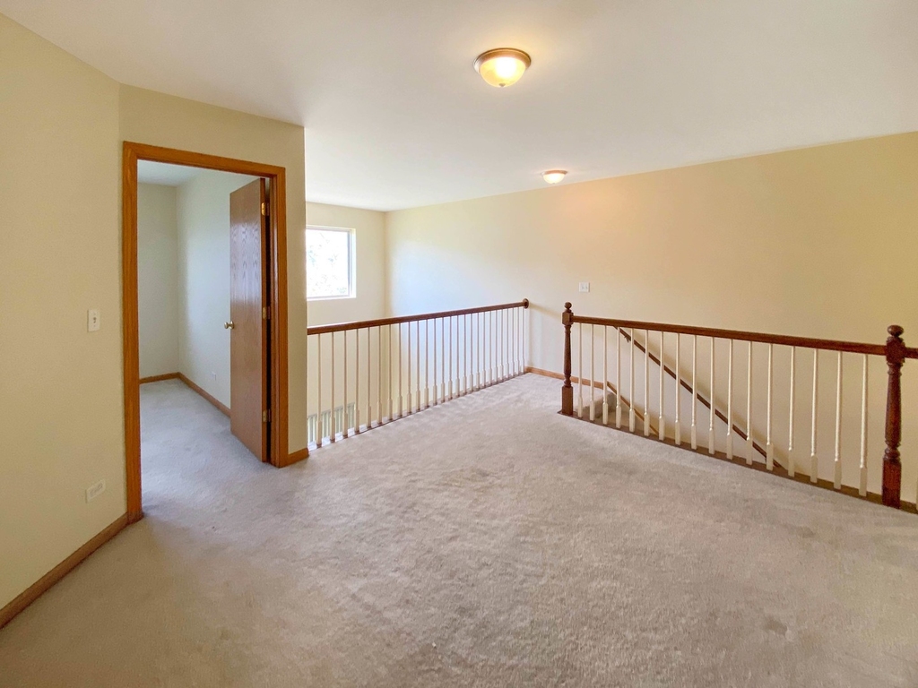 378 N Patriot Drive - Photo 6