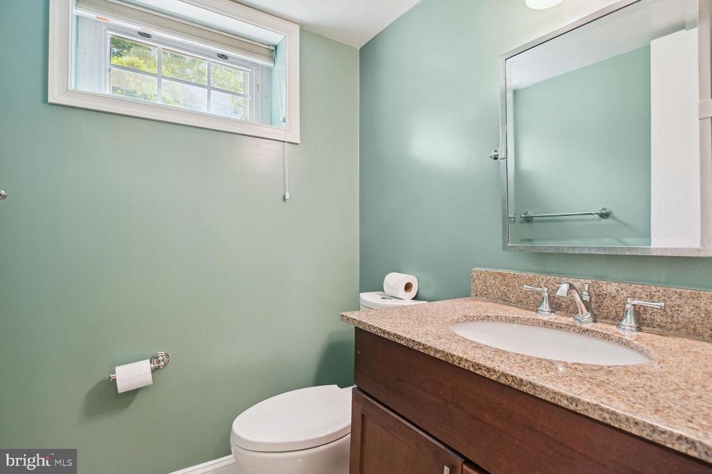 5916 Greentree Rd - Photo 21