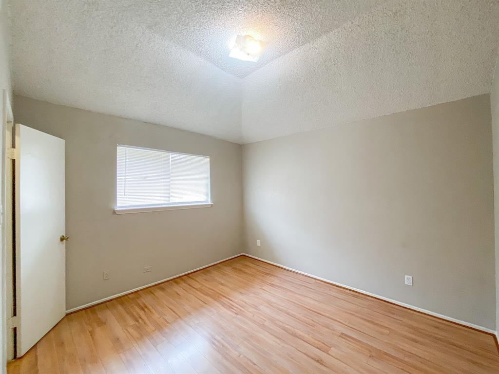 1312 Brenda Lane - Photo 15