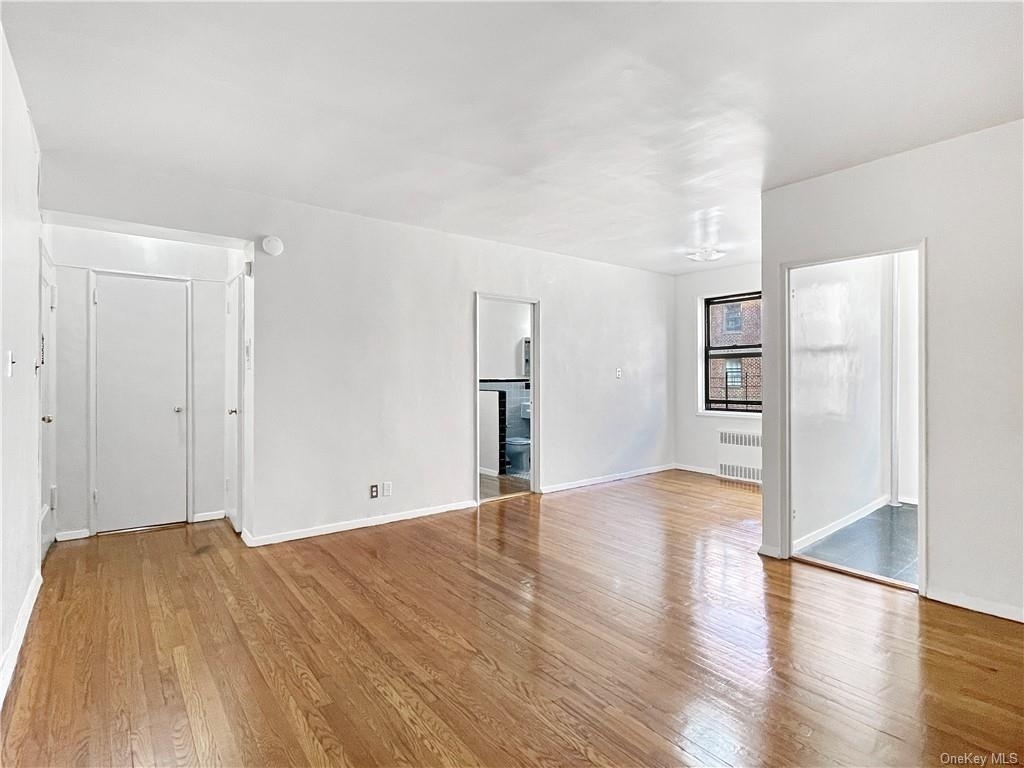 3130 Grand Concourse - Photo 2