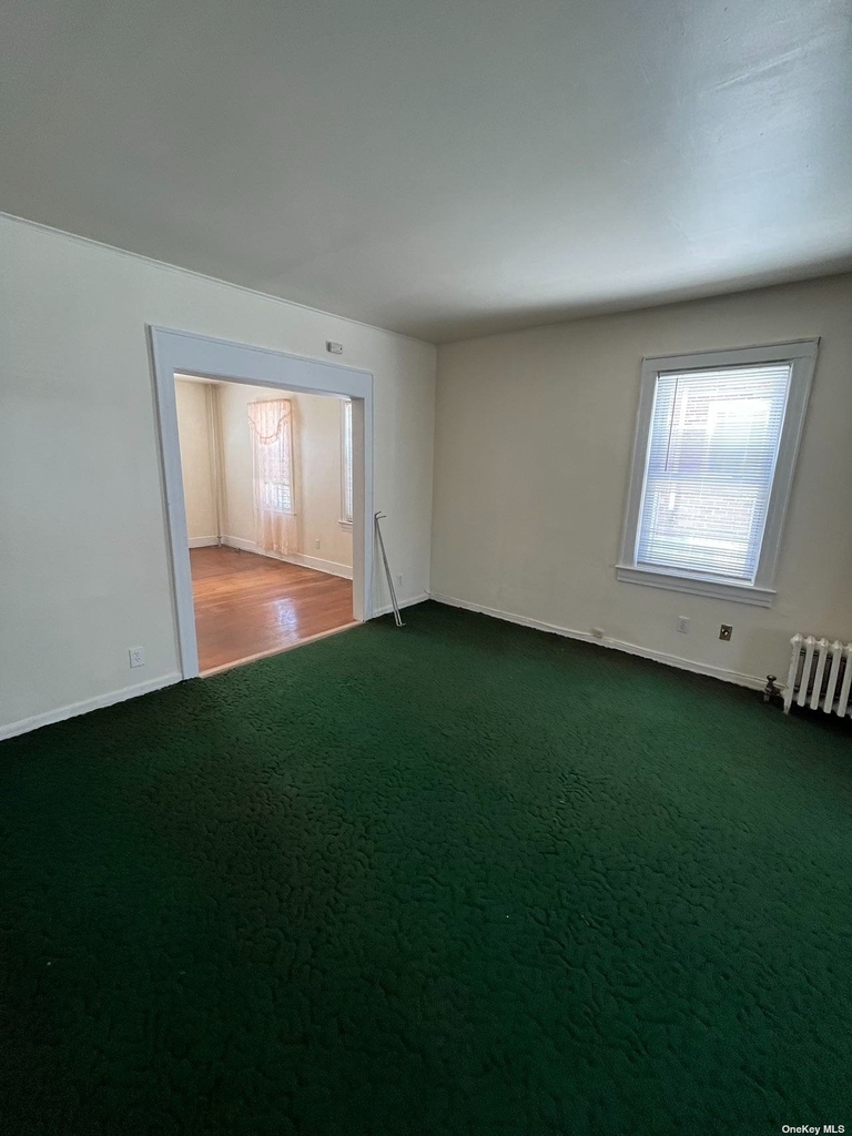 144-06 Laburnum Avenue - Photo 4