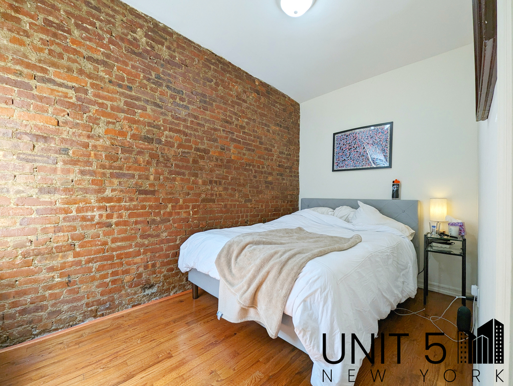 169 Starr Street - Photo 4