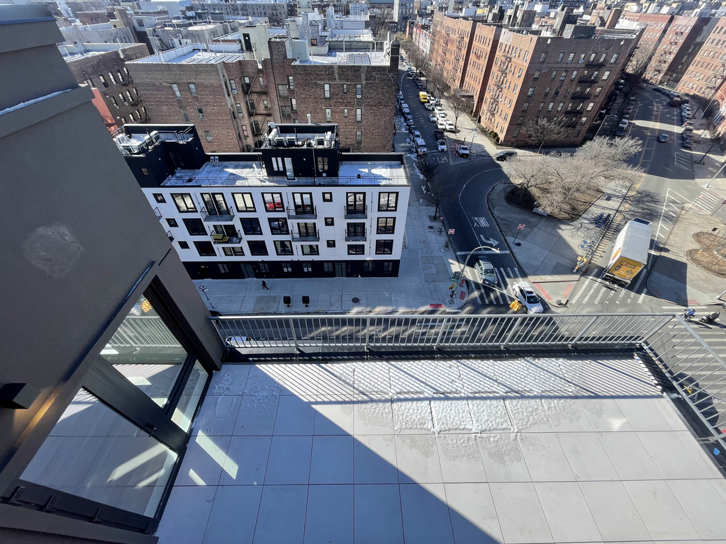 80 Linden Boulevard - Photo 12