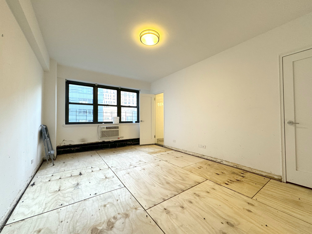 219 East 69th Street - Photo 9