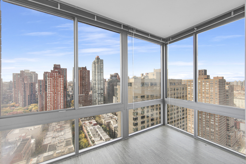 408 East 92nd Street - Photo 6