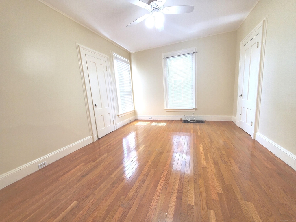 85 Clark Street - Photo 5