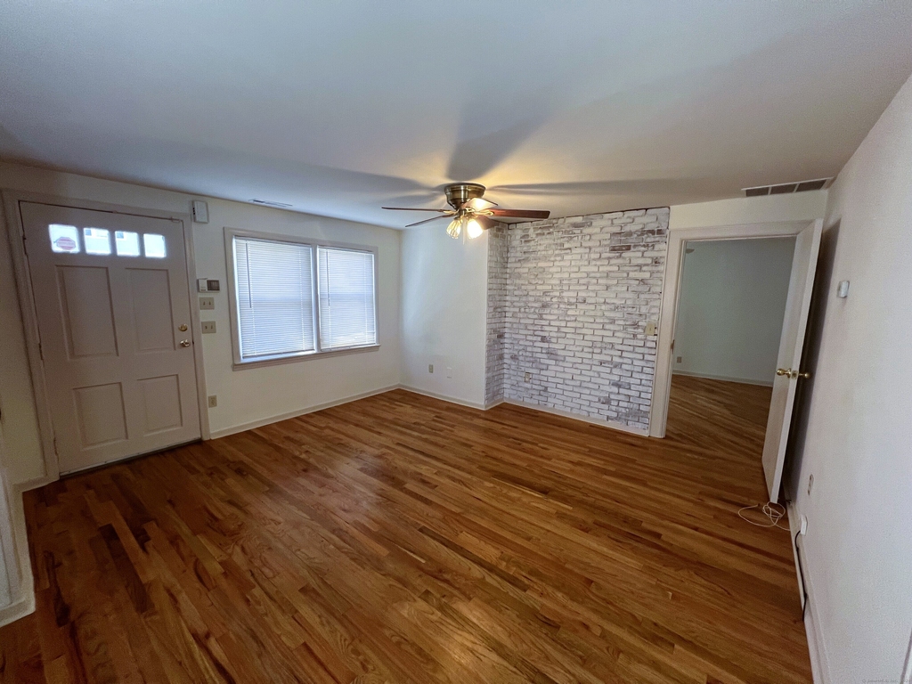 150 Brentwood Avenue - Photo 5