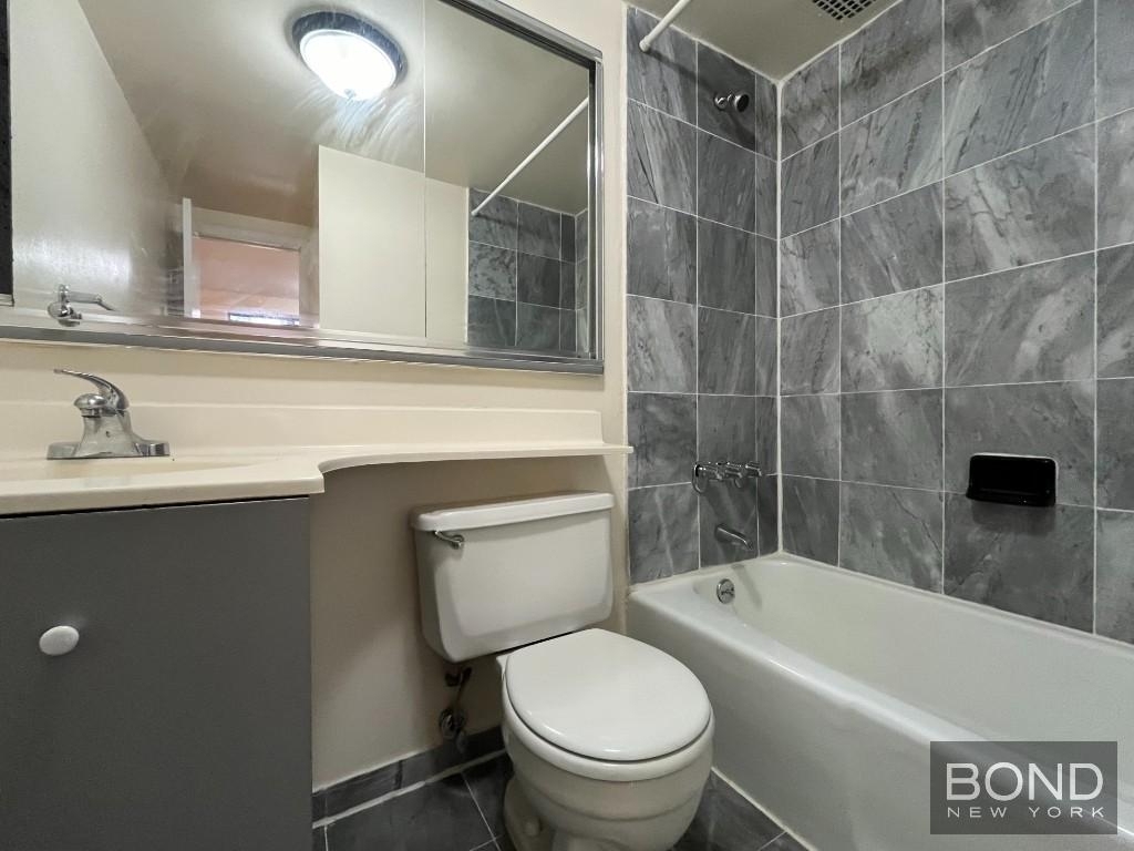 162 West 80th Street - Photo 5