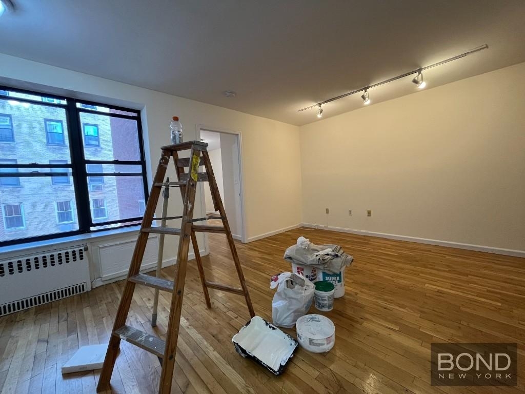 162 West 80th Street - Photo 3