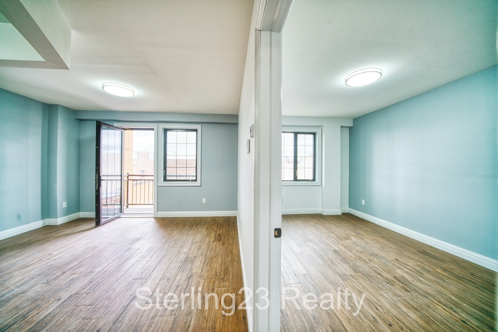 36-08 28th Ave Astoria - Photo 2