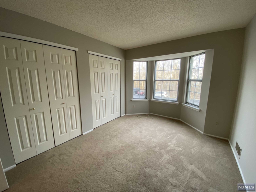 912 Tuliptree Court - Photo 12