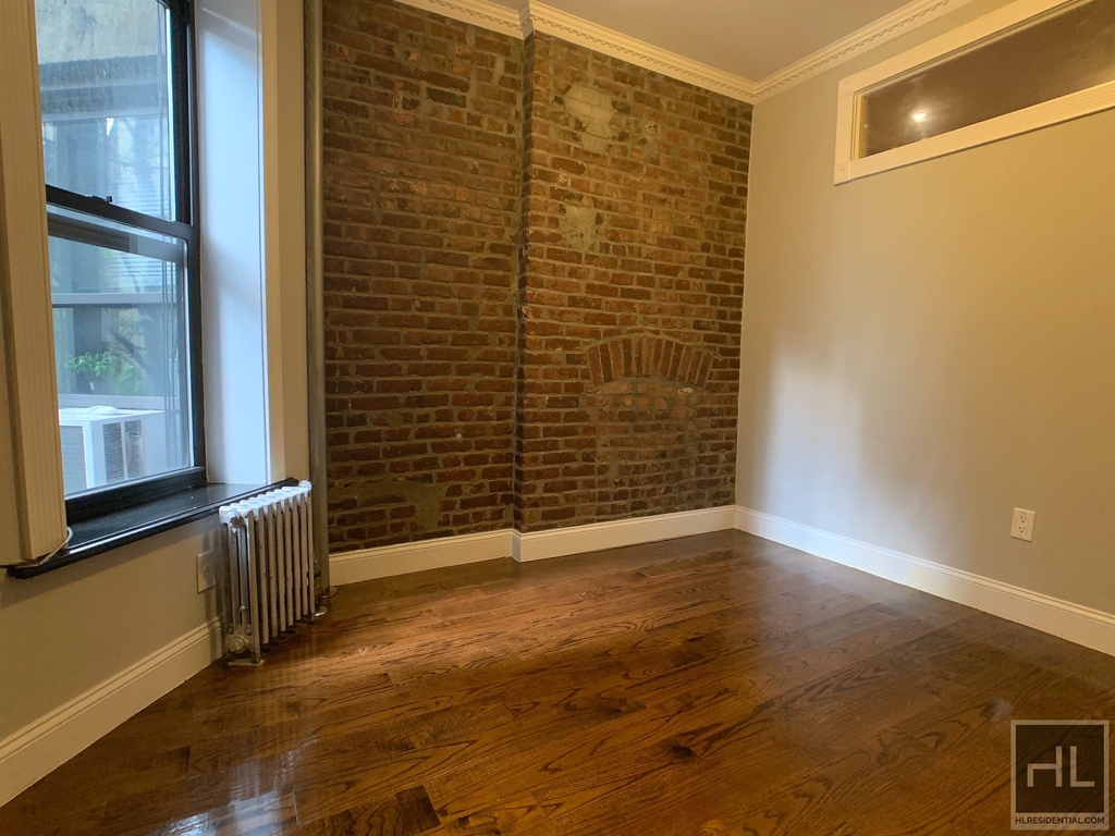 East 102nd Street - Photo 12