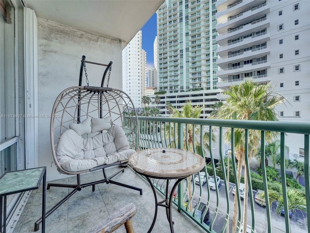 1408 Brickell Bay Dr - Photo 24