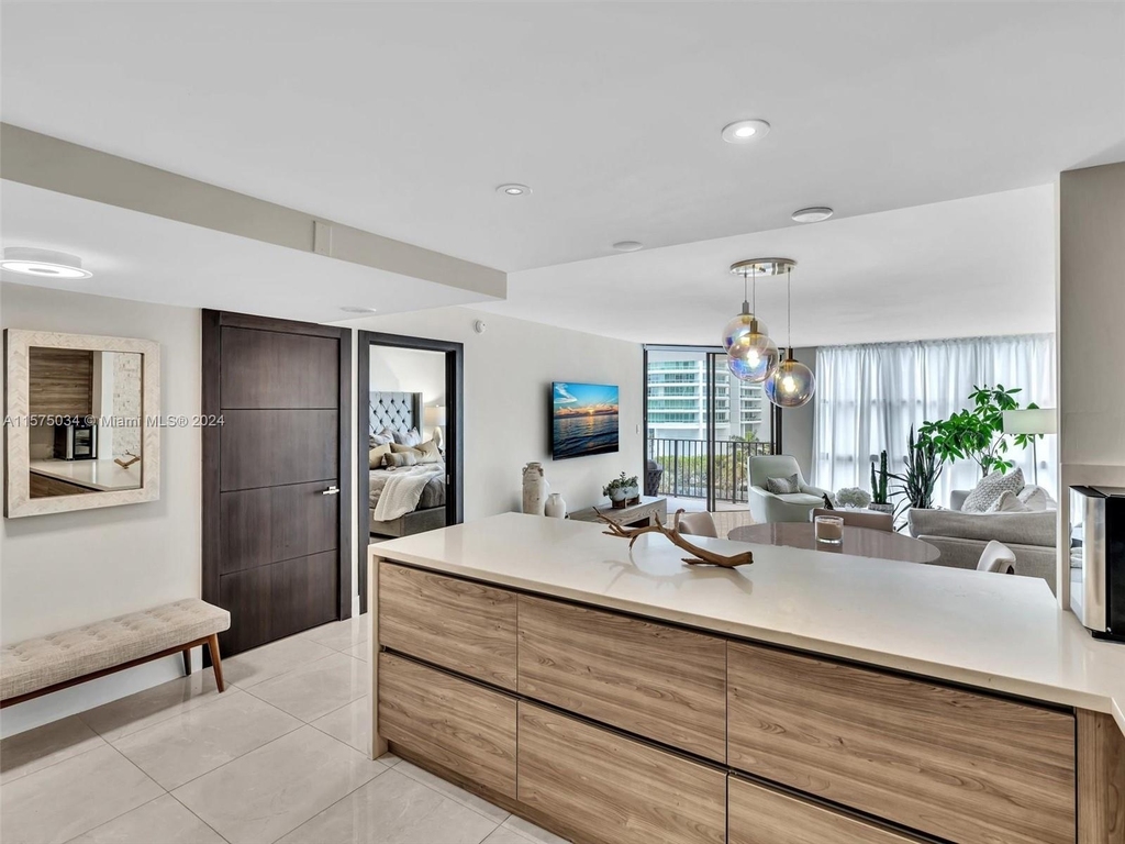 1865 Brickell Ave - Photo 18