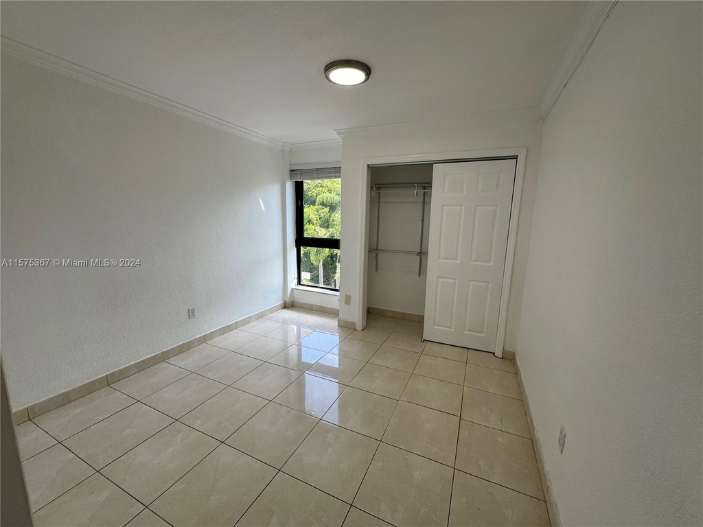 3011 Sw 1st Ave - Photo 35