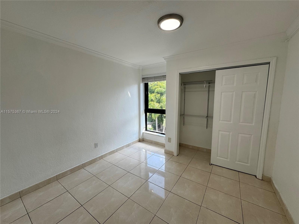 3011 Sw 1st Ave - Photo 36