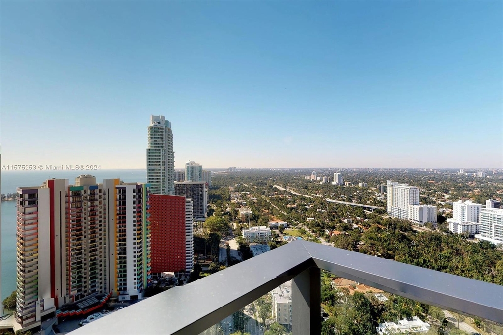 1451 Brickell Ave - Photo 31