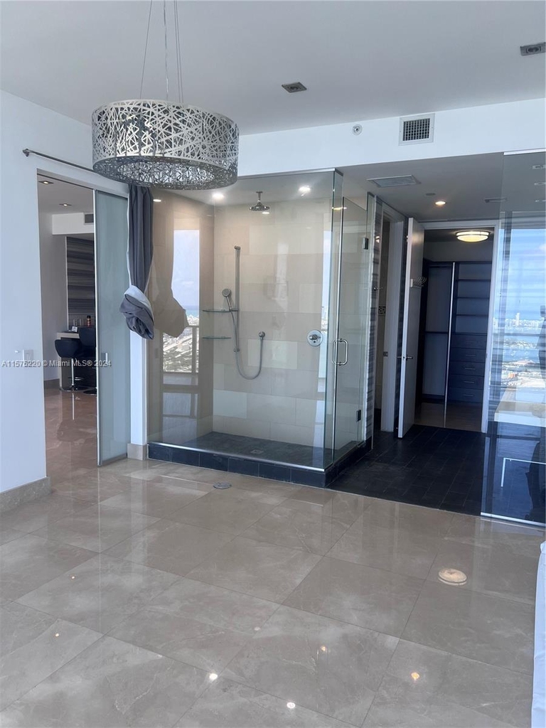 1100 Biscayne Blvd - Photo 10