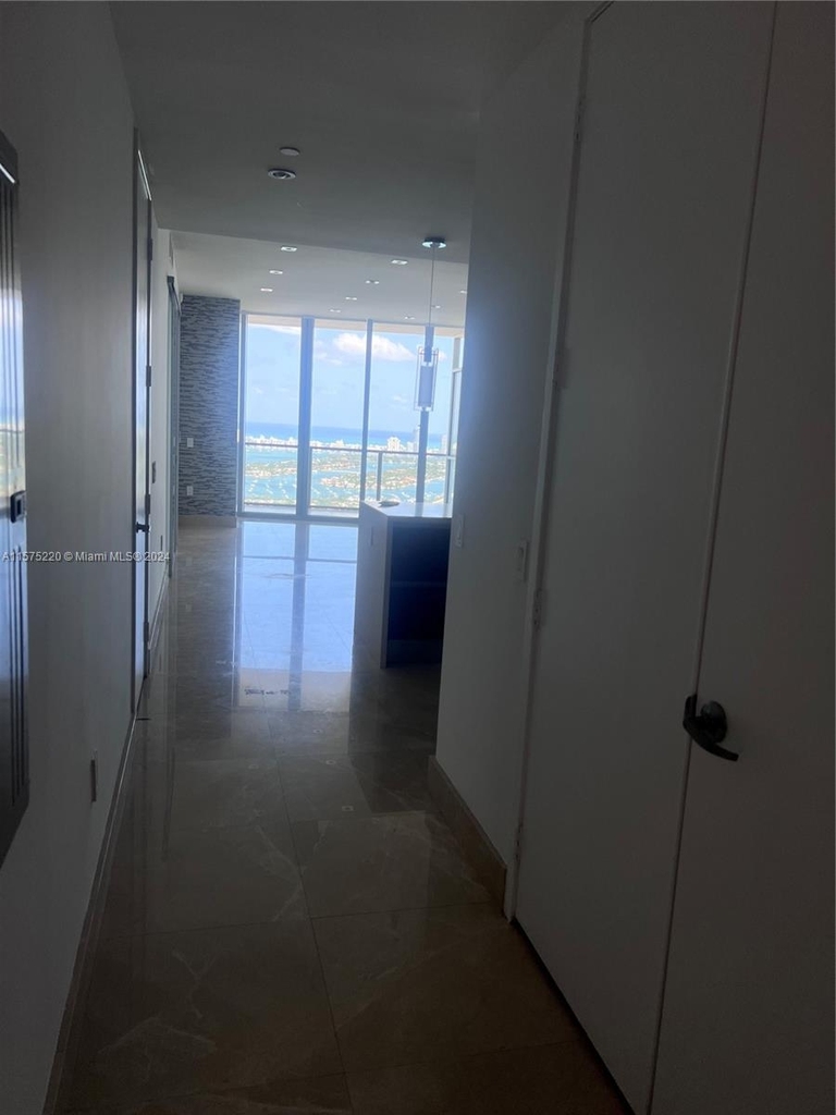 1100 Biscayne Blvd - Photo 21