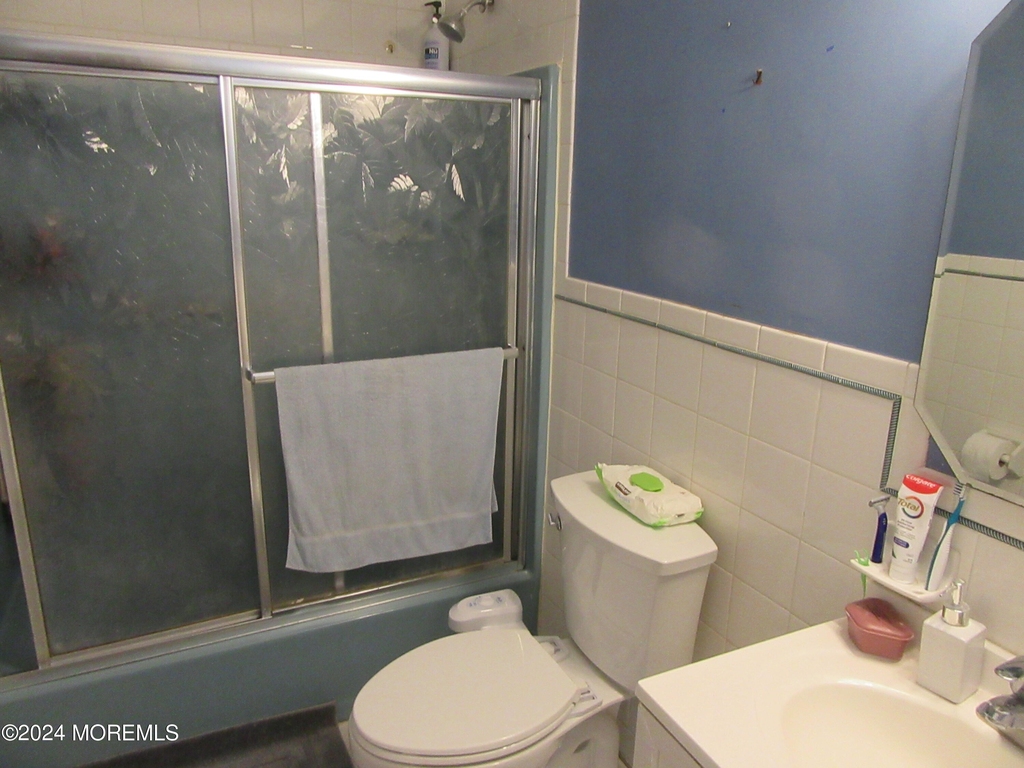 573 Palmer Avenue - Photo 6