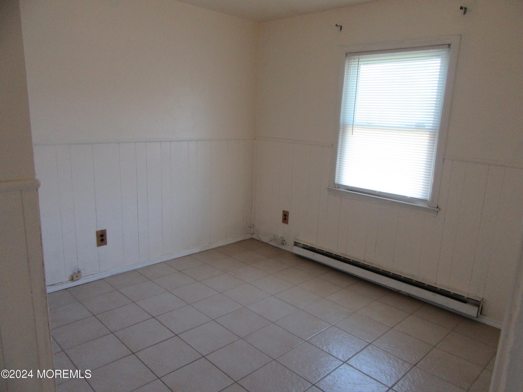 573 Palmer Avenue - Photo 5