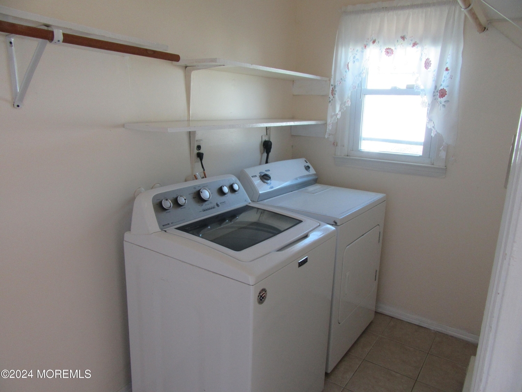 573 Palmer Avenue - Photo 8