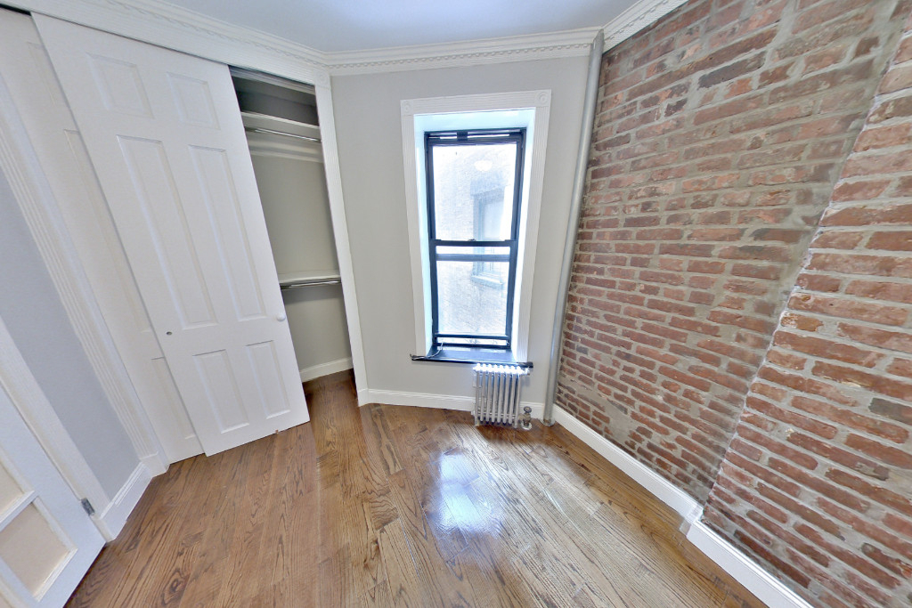 East 102nd Street - Photo 5