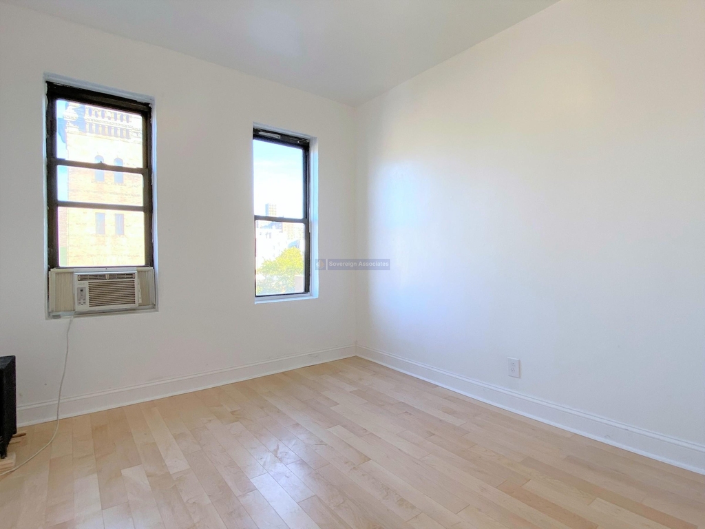 201 West 105th Street - Photo 5