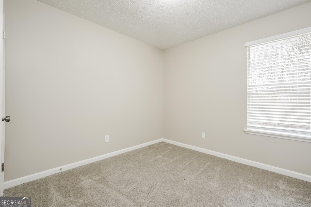 5450 Forest Downs Circle - Photo 10