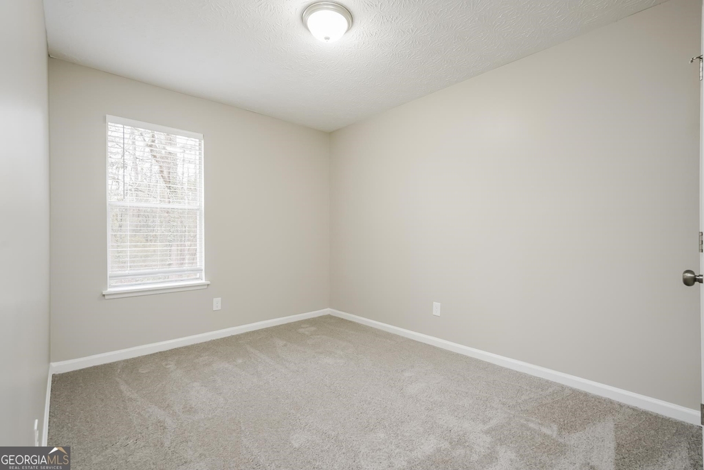 5450 Forest Downs Circle - Photo 11