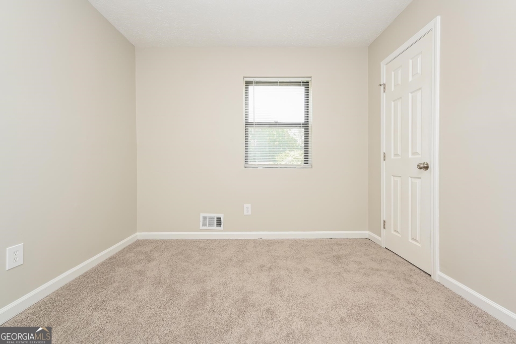 7000 Smoke Ridge Way - Photo 11