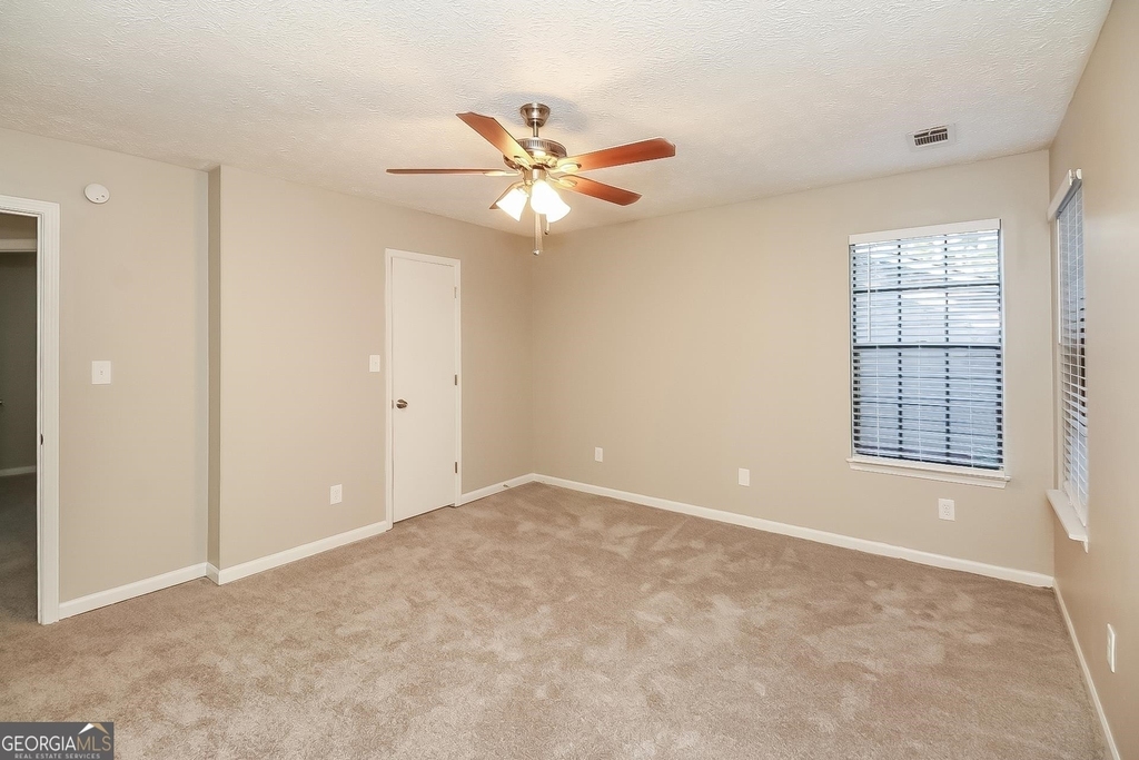 208 Peartree - Photo 10