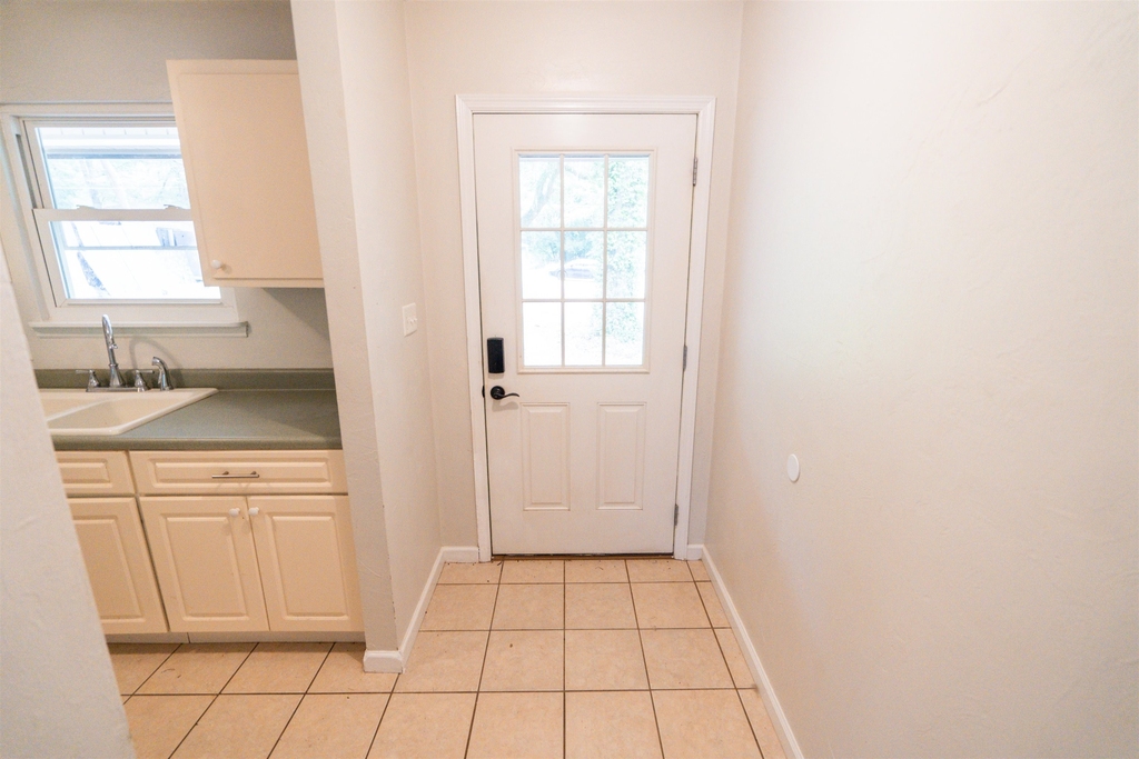 4282 Brewster Road - Photo 2