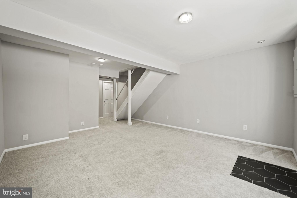 6842 Heatherway Court - Photo 23