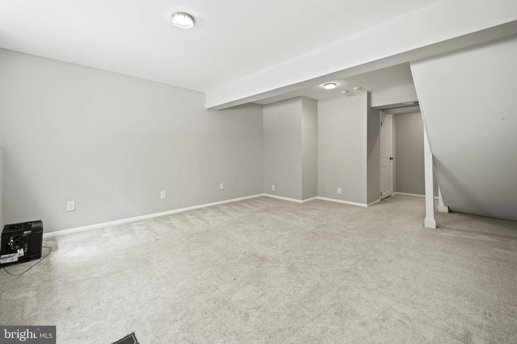 6842 Heatherway Court - Photo 27