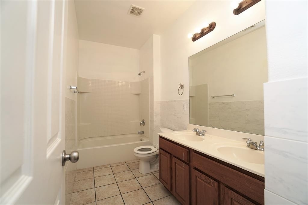 2301 Angoni Way - Photo 14