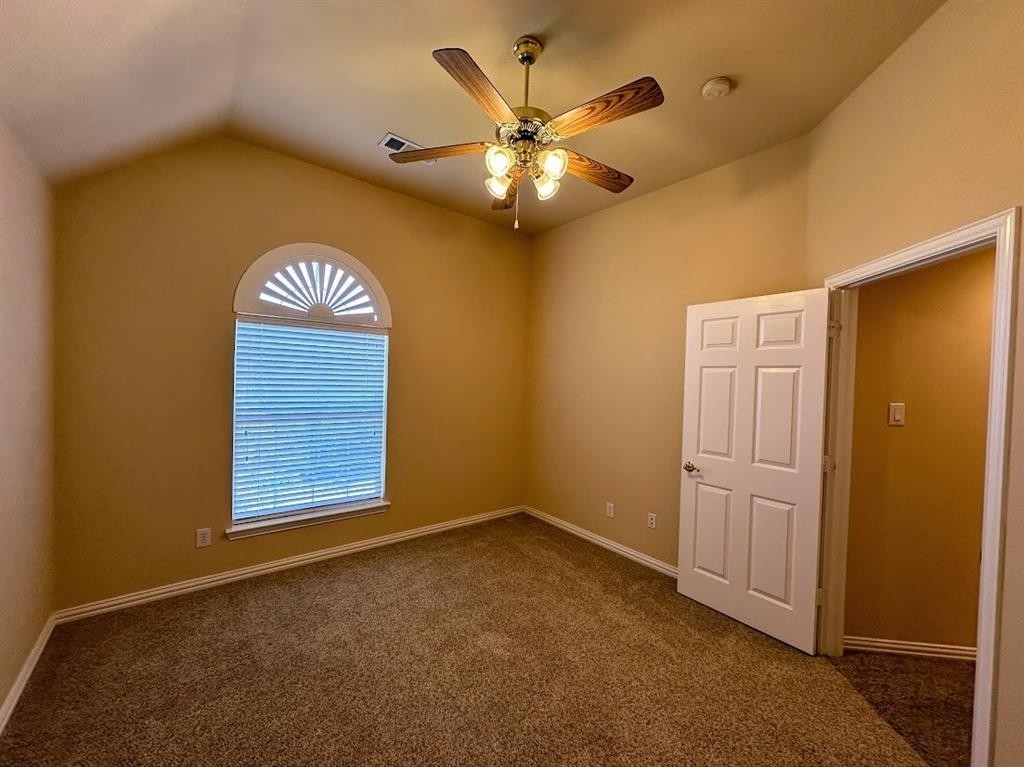 3396 Castlewood Boulevard - Photo 5